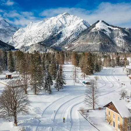 Апартаменты Appartementhaus Tristenau *