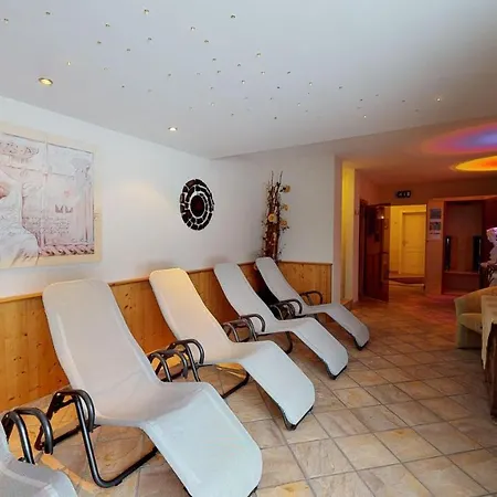 Appartementhaus Tristenau * פרטיסאו